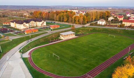 Fußballfeld in einer Gemeinde