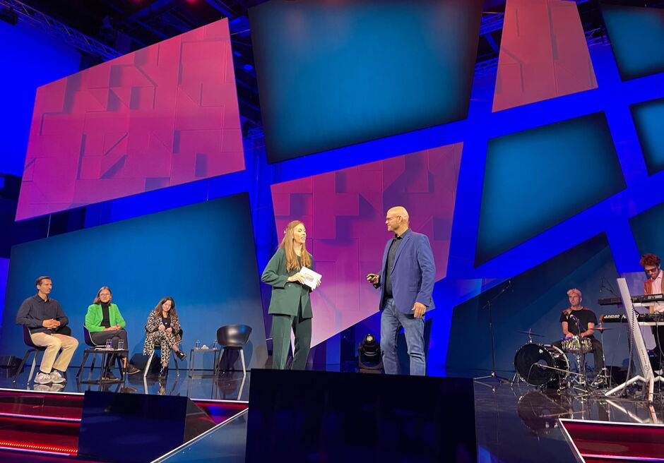 Preisverleihung_Sicht auf die Bühne